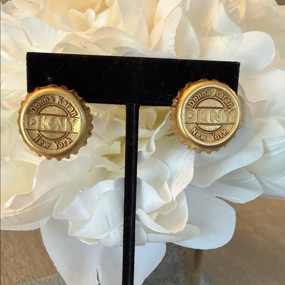 Vintage Donna Karan New York Dkny Gold-Tone Bottle Cap Clip-On Earrings 185$